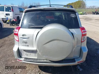 2011 Toyota RAV4 with VIN 2T3BF4DV1BW137631, listed as a IAAI auction lot 42070517 with 168,575 mi miles. Bid and sale history available at carsss.com. Image 16.