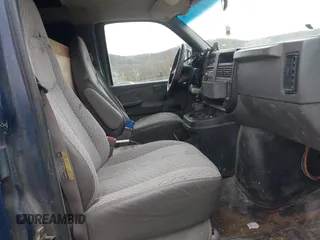 2003 Chevrolet Express Cargo Van with VIN 1GCFG15X631235681, listed as a IAAI auction lot 42059053 with 115,249 mi miles. Bid and sale history available at carsss.com. Image 5.