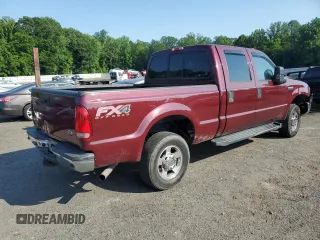 2006 Ford F-250 XL with VIN 1FTSW21536EA41022, listed as a Copart auction lot 62301375 with 122,922 mi miles and Salvage title. Bid and sale history available at DreamBid. Image 3.