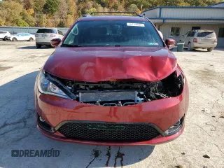 2020 Chrysler Pacifica Launch Edition z VIN 2C4RC3BG2LR282663, wystawiony jako Copart lot #76714694 z przebiegiem 62 388 mil mil oraz Szkody całkowita. Historia ofert i sprzedaży dostępna na DreamBid. Obrazek 5.