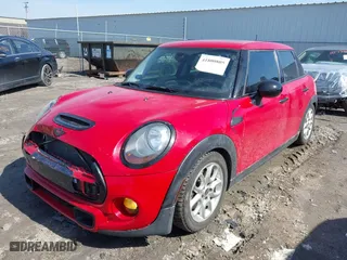 2017 MINI Hardtop 4 Door Cooper S with VIN WMWXU3C36H2F49616, listed as a IAAI auction lot 41800805 with 114259 miles. Bid and sale history available at carsss.com. Image 17.