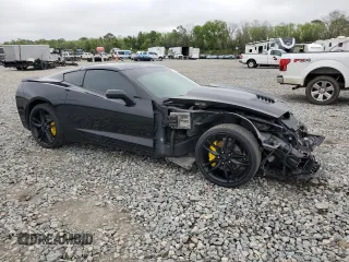 2015 Chevrolet Corvette 2LT z VIN 1G1YC2D72F5106032, wystawiony jako Copart lot #51037405 z przebiegiem 82 421 mil mil oraz Szkoda całkowita • Salvage title. Historia ofert i sprzedaży dostępna na DreamBid. Obrazek 4.