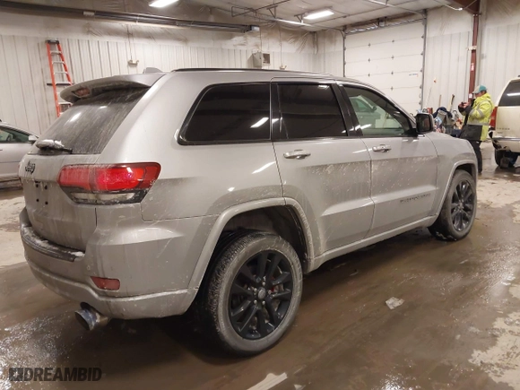2018 Jeep Grand Cherokee Laredo E with VIN 1C4RJFAG4JC285384, listed as a IAAI auction lot 41629723 with 66,603 mi miles. Bid and sale history available at carsss.com. Image 4.