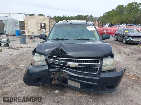 2007 Chevrolet Avalanche 1LT with VIN 3GNEC12077G137899, listed as a IAAI auction lot 41526144 with 245,890 mi miles and . Bid and sale history available at DreamBid. Image 12.