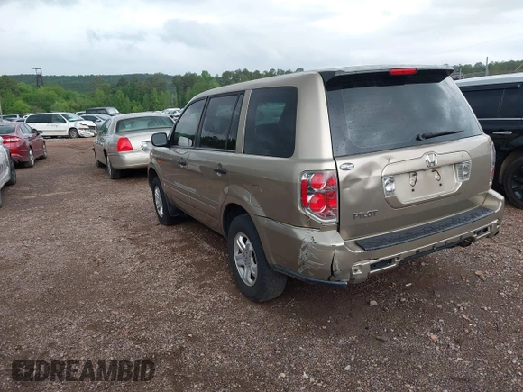 2007 Honda Pilot LX with VIN 5FNYF28197B002111, listed as a IAAI auction lot 42079540 with 1 mi miles. Bid and sale history available at carsss.com. Image 3.