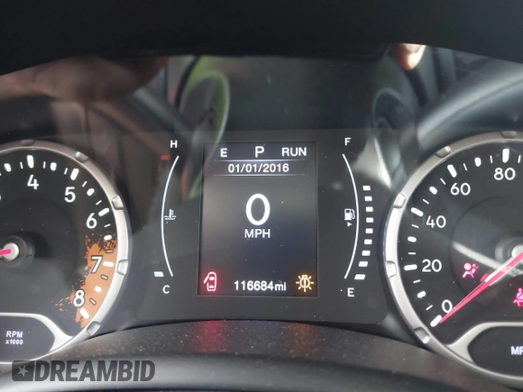 2017 Jeep Renegade Latitude with VIN ZACCJABBXHPG07320, listed as a IAAI auction lot 41828760 with 116,684 mi miles. Bid and sale history available at carsss.com. Image 15.