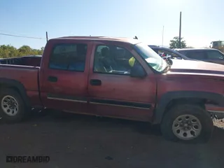 2006 Chevrolet Silverado 1500 LT1 with VIN 2GCEK13T861170115, listed as a IAAI auction lot 41852030 with 213,353 mi miles. Bid and sale history available at carsss.com. Image 14.