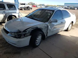 1996 Honda Accord with VIN 1HGCD5554TA106096, listed as a Copart auction lot 49801955 with 318,755 mi miles and Salvage title. Bid and sale history available at DreamBid. Image 1.