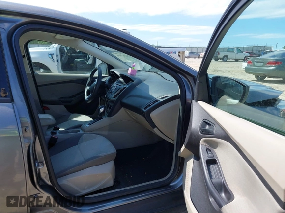 2012 Ford Focus SE with VIN 1FAHP3F22CL456552, listed as a IAAI auction lot 42341696 with 129,699 mi miles and . Bid and sale history available at DreamBid. Image 5.