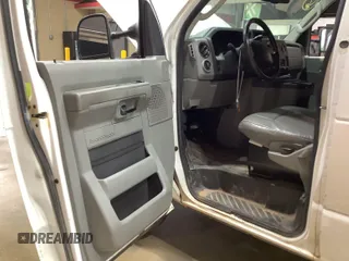2013 Ford Econoline Cargo Commercial with VIN 1FTNE1EW9DDA61968, listed as a IAAI auction lot 42643038 with 121,719 mi miles and . Bid and sale history available at DreamBid. Image 3.