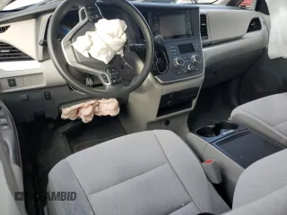 2020 Toyota Sienna LE with VIN 5TDJZ3DC2LS250972, listed as a Copart auction lot 46073675 with Not provided miles and Salvage title. Bid and sale history available at DreamBid. Image 8.