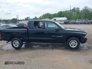 2000 Dodge Dakota Sport с VIN 1B7GL2AX5YS775200, выставлен на аукционе IAAI как лот 42113896 с пробегом 224 337 миль миль и . История ставок и продаж доступна на DreamBid. Изображение 13.