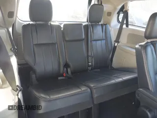 2012 Chrysler Town & Country Touring with VIN 2C4RC1BG0CR212650, listed as a IAAI auction lot 41447272 with 231,658 mi miles. Bid and sale history available at carsss.com. Image 12.
