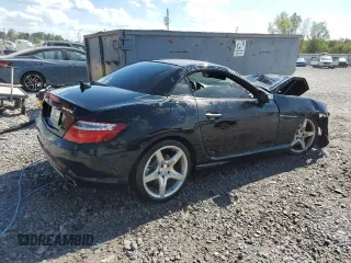 2013 Mercedes-Benz SLK-Class SLK 350 with VIN WDDPK5HA7DF049675, listed as a Copart auction lot 72835584 with 0 mi miles and Salvage Title. Bid and sale history available at carsss.com. Image 3.