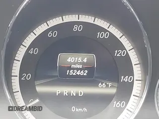 2013 Mercedes-Benz E 350 с VIN WDDKK5KF3DF185509, выставлен на аукционе IAAI как лот 42371512 с пробегом 152 462 миль миль и . История ставок и продаж доступна на DreamBid. Изображение 15.