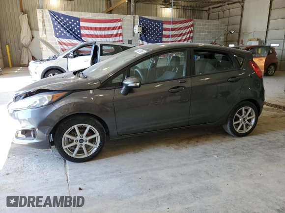 2019 Ford Fiesta SE z VIN 3FADP4EJ9KM159868, wystawiony jako Copart lot #58353995 z przebiegiem 87 940 mil mil oraz Szkoda całkowita • Salvage title. Historia ofert i sprzedaży dostępna na DreamBid. Obrazek 1.