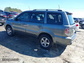 2008 Honda Pilot EX with VIN 5FNYF18408B036363, listed as a IAAI auction lot 41612330 with 217,835 mi miles. Bid and sale history available at carsss.com. Image 3.