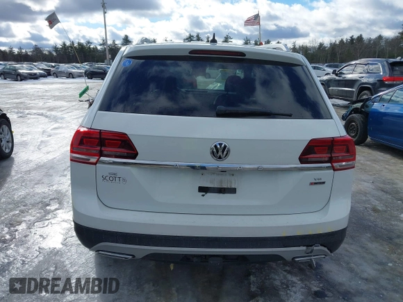 2019 Volkswagen Atlas SE с VIN 1V2LR2CA7KC602431, выставлен на аукционе IAAI как лот 41462436 с пробегом 66 186 миль миль и . История ставок и продаж доступна на DreamBid. Изображение 16.