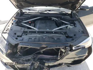 2019 BMW X5 xDrive40i with VIN 5UXCR6C57KLK86877, listed as a Copart auction lot 52766675 with 0 mi miles and Salvage Title. Bid and sale history available at carsss.com. Image 13.