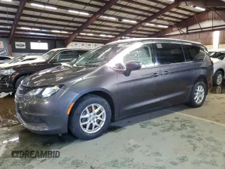 2022 Chrysler Voyager LX z VIN 2C4RC1CG6NR105040, wystawiony jako Copart lot #45325635 z przebiegiem 171 693 mil mil oraz Tytuł czysty. Historia ofert i sprzedaży dostępna na DreamBid. Obrazek 1.