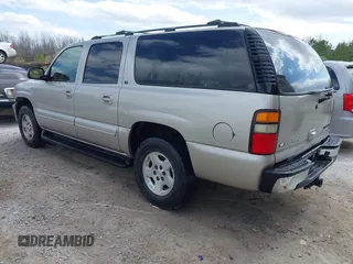 2004 Chevrolet Suburban LS with VIN 3GNEC16Z74G119360, listed as a IAAI auction lot 41837768 with 266,029 mi miles. Bid and sale history available at carsss.com. Image 3.