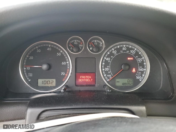 2004 Volkswagen Passat Sedan GLS with VIN WVWPD63B24E035926, listed as a Copart auction lot 74698874 with 189,392 mi miles and Salvage Title. Bid and sale history available at carsss.com. Image 9.