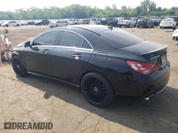 2014 Mercedes-Benz CLA 250 z VIN WDDSJ4GB4EN135521, wystawiony jako Copart lot #59529145 z przebiegiem 221 517 mil mil oraz Szkoda całkowita • Salvage title. Historia ofert i sprzedaży dostępna na DreamBid. Obrazek 2.