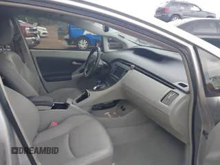2010 Toyota Prius II z VIN JTDKN3DUXA0231563, wystawiony jako IAAI lot #42257975 z przebiegiem 198 000 mil mil oraz . Historia ofert i sprzedaży dostępna na DreamBid. Obrazek 5.