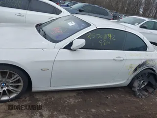 2011 BMW 3 Series 335i with VIN WBADX7C51BE742780, listed as a IAAI auction lot 41636961 with Not Provided miles and . Bid and sale history available at carsss.com. Image 13.