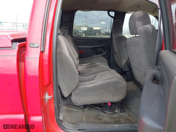 2006 Chevrolet Silverado 1500 LT1 with VIN 2GCEC13T161120735, listed as a IAAI auction lot 41725133 with 244,862 mi miles. Bid and sale history available at carsss.com. Image 8.