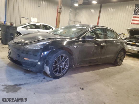 2018 Tesla Model 3 Long Range Battery with VIN 5YJ3E1EA2JF152869, listed as a Copart auction lot 46461005 with 99,476 mi miles and Clean Title. Bid and sale history available at carsss.com. Image 1.