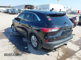 2020 Ford Escape SE with VIN 1FMCU0G61LUB77189, listed as a IAAI auction lot 41688121 with 101,407 mi miles and . Bid and sale history available at DreamBid. Image 3.