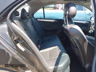 2005 Mercedes-Benz C 230 Kompressor с VIN WDBRF40J25F559798, выставлен на аукционе IAAI как лот 42773041 с пробегом 79 551 миль миль и . История ставок и продаж доступна на DreamBid. Изображение 8.