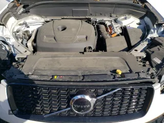 2022 Volvo XC90 R-Design with VIN YV4BR0CM8N1792295, listed as a Copart auction lot 41708124 with 24,774 mi miles and Clean Title. Bid and sale history available at carsss.com. Image 12.