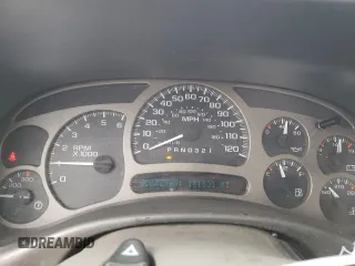 2006 GMC Sierra Denali z VIN 2GTEK63N561158633, wystawiony jako Copart lot #54572255 z przebiegiem 181 631 mil mil oraz Szkody całkowita. Historia ofert i sprzedaży dostępna na DreamBid. Obrazek 9.