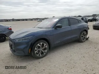 2021 Ford Mustang Mach-E Premium с VIN 3FMTK3R73MMA02221, выставлен на аукционе Copart как лот 46099135 с пробегом 31 383 миль миль и Списание • Salvage title. История ставок и продаж доступна на DreamBid. Изображение 1.