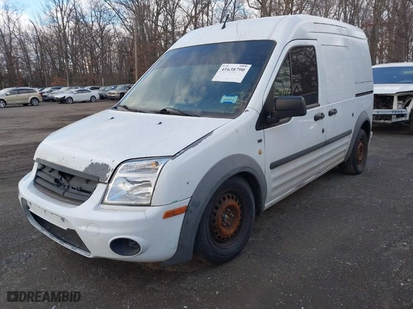 2013 Ford Transit Connect XLT with VIN NM0LS7BN3DT144006, listed as a IAAI auction lot 41638790 with 286,522 mi miles. Bid and sale history available at carsss.com. Image 2.