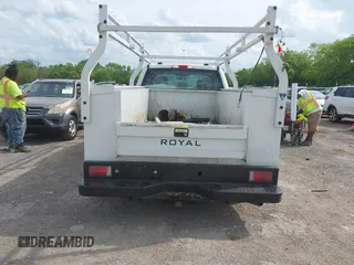 2022 Ford Super Duty F-250 SRW XL with VIN 1FD7W2A66NEF91226, listed as a IAAI auction lot 42099133 with 62,760 mi miles. Bid and sale history available at carsss.com. Image 16.