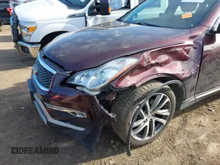 2017 Infiniti QX50 z VIN JN1BJ0RR0HM404916, wystawiony jako IAAI lot #42096621 z przebiegiem 117 816 mil mil oraz . Historia ofert i sprzedaży dostępna na DreamBid. Obrazek 6.