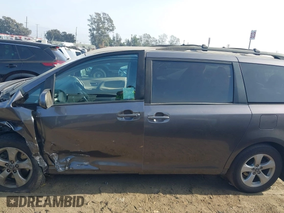 2019 Toyota Sienna LE Auto Access Seat with VIN 5TDKZ3DC4KS987948, listed as a IAAI auction lot 41225296 with 104,189 mi miles and . Bid and sale history available at DreamBid. Image 14.