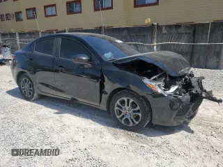2019 Toyota Yaris L z VIN 3MYDLBYV8KY514239, wystawiony jako Copart lot #57712905 z przebiegiem 111 980 mil mil oraz Nie do naprawy • Non repairable. Historia ofert i sprzedaży dostępna na DreamBid. Obrazek 4.