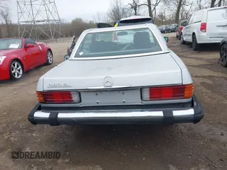 1983 Mercedes-Benz 380 with VIN WDBBA45A0DB024774, listed as a IAAI auction lot 41882815 with 138,386 mi miles. Bid and sale history available at carsss.com. Image 16.