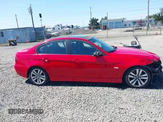 2006 BMW 3 Series 325i z VIN WBAVB135X6KX44938, wystawiony jako IAAI lot #42082025 z przebiegiem 138 082 mil mil oraz . Historia ofert i sprzedaży dostępna na DreamBid. Obrazek 14.