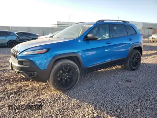 2018 Jeep Cherokee Trailhawk with VIN 1C4PJMBX0JD533229, listed as a Copart auction lot 80383824 with 94,604 mi miles and Salvage Title. Bid and sale history available at carsss.com. Image 1.