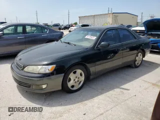 2000 Lexus ES 300 with VIN JT8BF28G2Y5095825, listed as a Copart auction lot 56769405 with 184,354 mi miles and Salvage title. Bid and sale history available at DreamBid. Image 1.