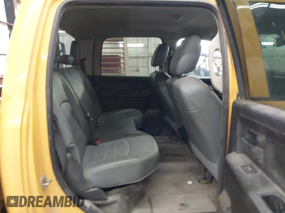 2018 Ram 2500 Tradesman with VIN 3C6TR5CT3JG215446, listed as a IAAI auction lot 42516938 with 37,886 mi miles and . Bid and sale history available at DreamBid. Image 8.
