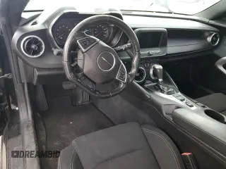 2019 Chevrolet Camaro 1LT with VIN 1G1FB3DX1K0138137, listed as a Copart auction lot 49076163 with 65,987 mi miles. Bid and sale history available at carsss.com. Image 8.