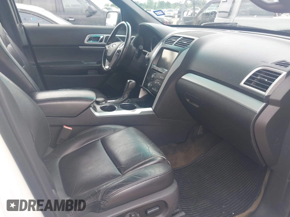 2013 Ford Explorer XLT with VIN 1FM5K8D8XDGC43743, listed as a IAAI auction lot 42122535 with 149,086 mi miles and . Bid and sale history available at DreamBid. Image 5.