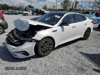 2020 Kia Optima SE z VIN 5XXGT4L39LG445746, wystawiony jako Copart lot #49967245 z przebiegiem 55 258 mil mil oraz Szkoda całkowita • Salvage title. Historia ofert i sprzedaży dostępna na DreamBid. Obrazek 1.