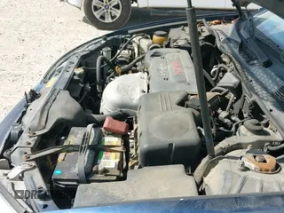 2002 Toyota Camry XLE z VIN 4T1BE30K12U555480, wystawiony jako IAAI lot #43330445 z przebiegiem 251 935 mil mil oraz . Historia ofert i sprzedaży dostępna na DreamBid. Obrazek 12.